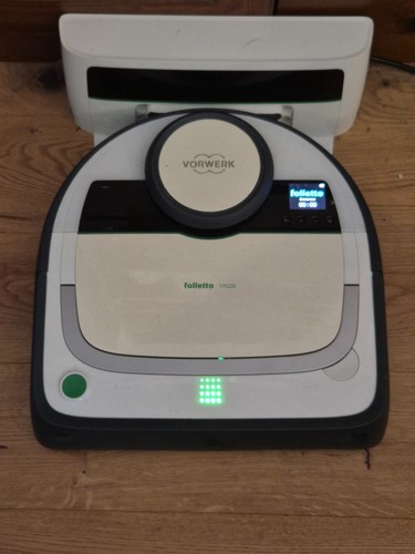 Vorkwer folletto vr200 robot